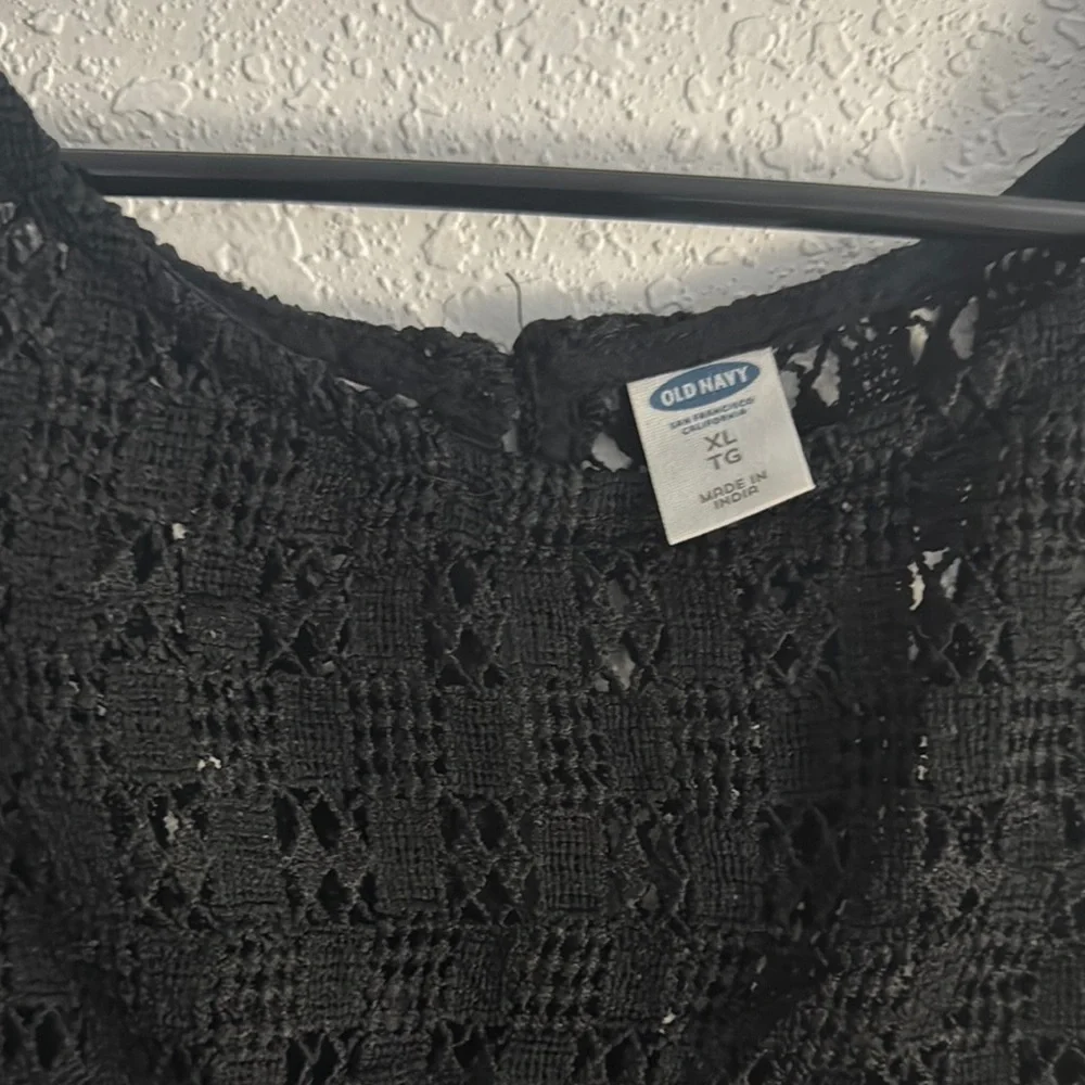 ❗️SOLD❗️Old Navy Black Lace Detail Blouse - Picture 2 of 4